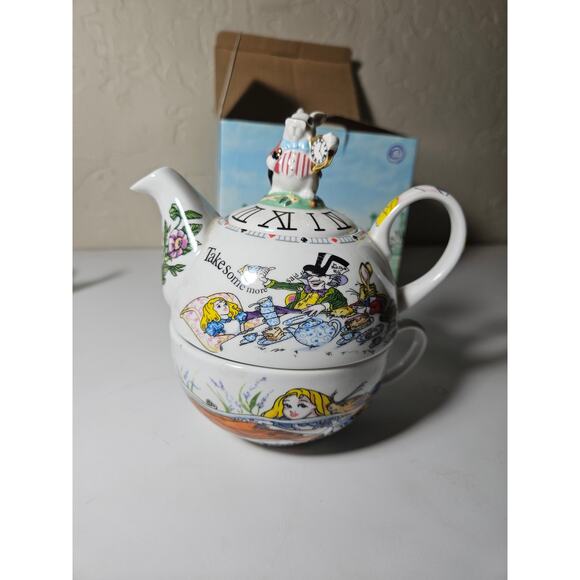 Alice In Wonderland Tea For One W/Rabbit Lid Paul Cardew Design - Picture 3 of 4